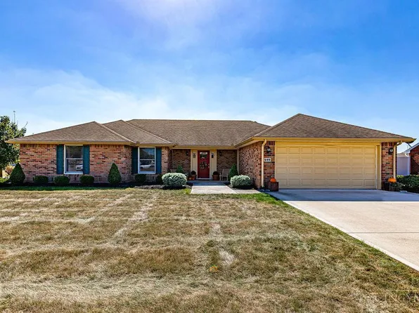 699 Bur Oak Dr, Greenville, OH 45331