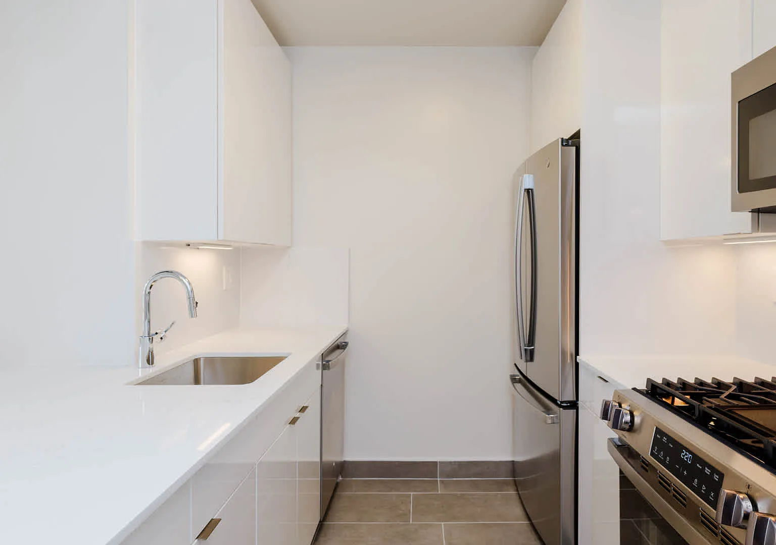 305 West 50th Street — Photo 1