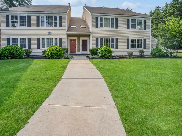 209 Springbrook Circle #209, Portsmouth, NH 03801