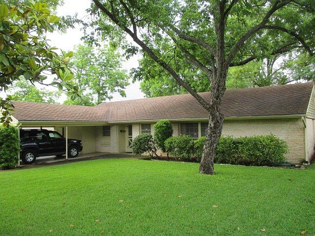 1st image of 1417 Larkwood Dr