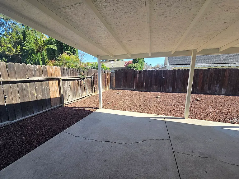 1337 Cottonwood Dr — Photo 12