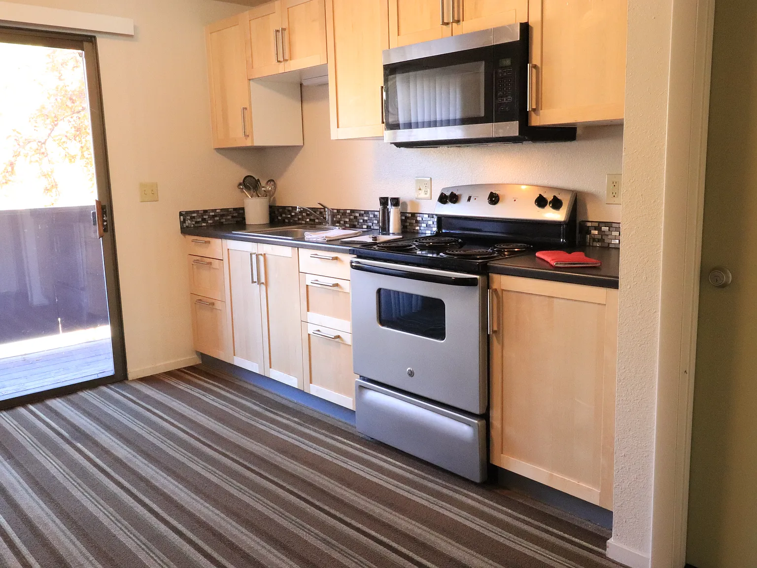 Villager Studios Reno — Photo 4