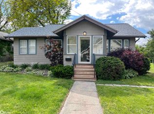 311 W 8th St S, Newton, IA 50208