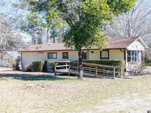 4313 Pine Crest Dr, Larue, TX 75770