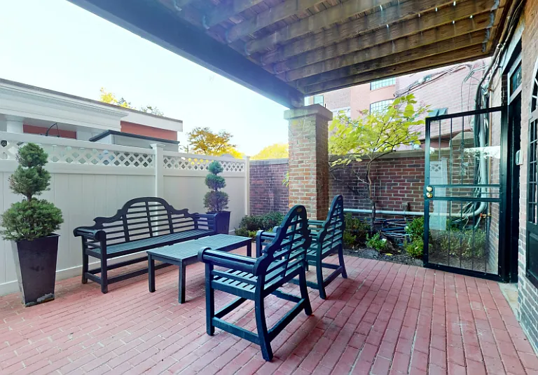 290 Beacon St #3 — Photo 6