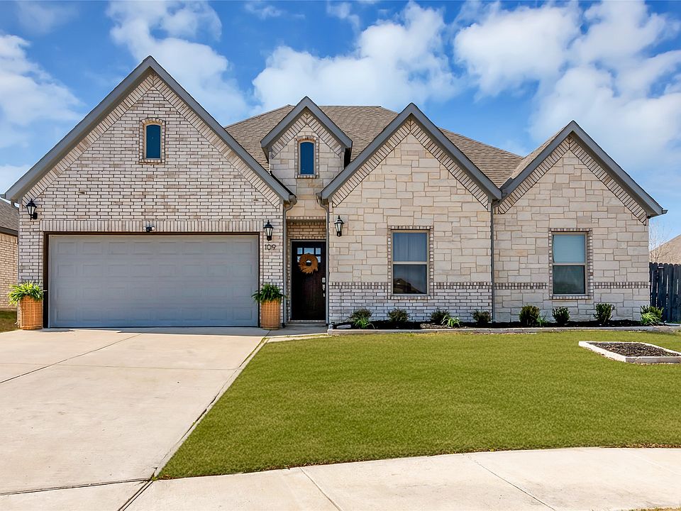 1st image of 109 Saint Meena Ct