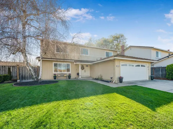 15465 La Pala Ct, Morgan Hill, CA 95037