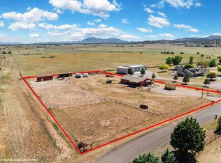 945 E Latigo Ct, Paulden, AZ 86334