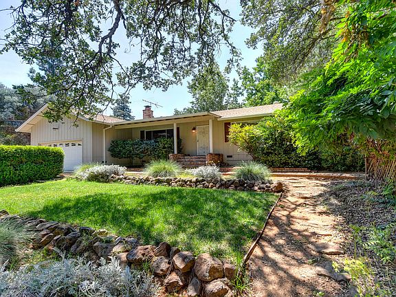 3rd image of 2540 Gayle Ln