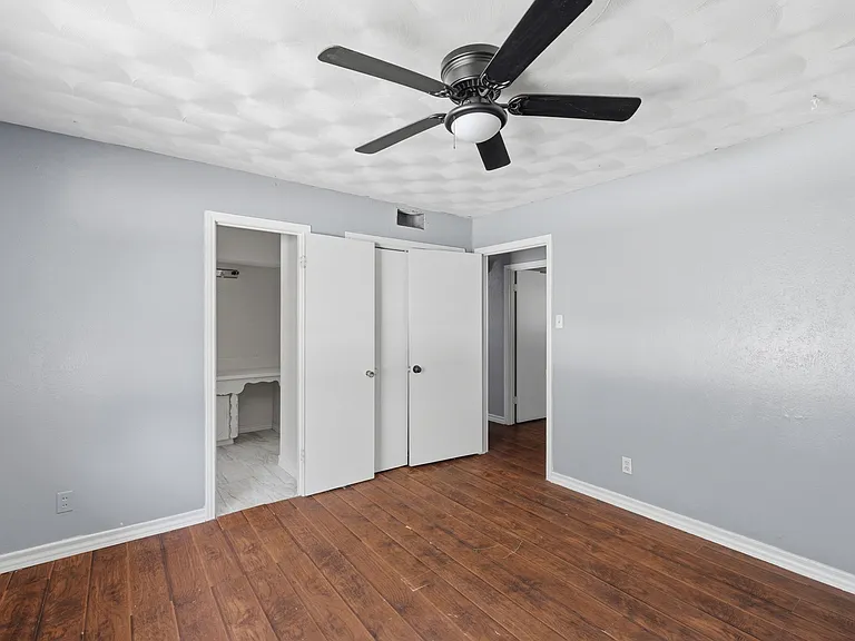 6607 Autumn Woods Trl — Photo 12