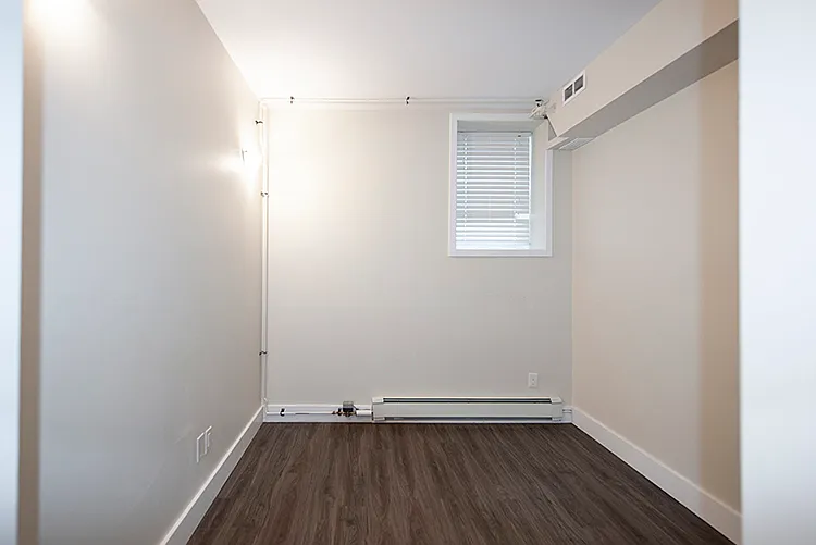 834 Grosvenor Ave — Photo 22