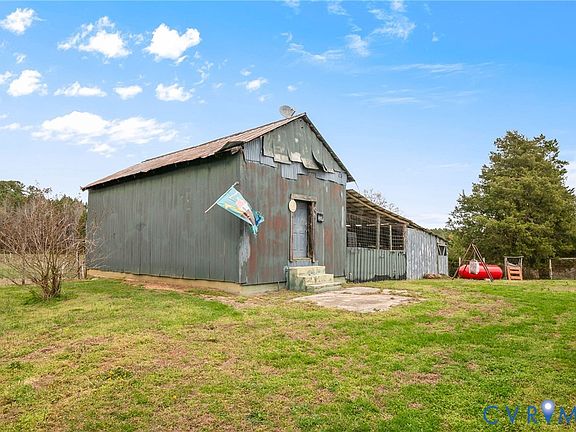 3rd image of 21921 Boydton Plank Rd