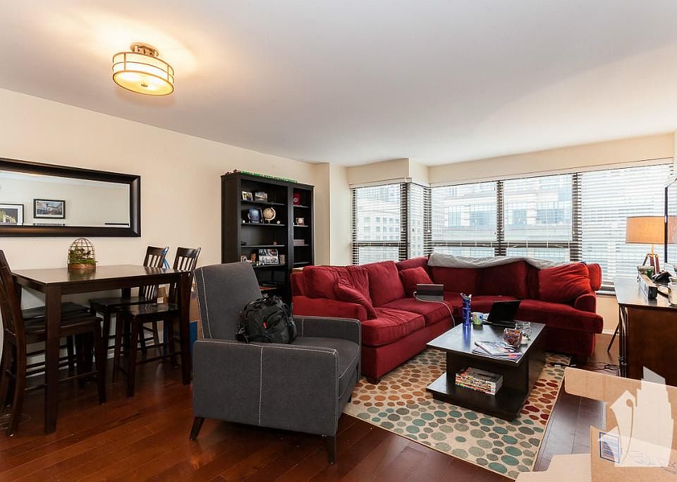 1st image of 30 E Huron St #1610KCH