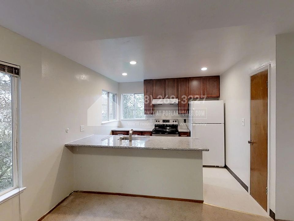 1st image of 2009 Ascot Dr APT 6
