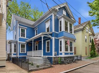 7 1/2 Pleasant St, Salem, MA 01970