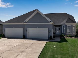 5472 Firefly Ct, Clarence, NY 14031
