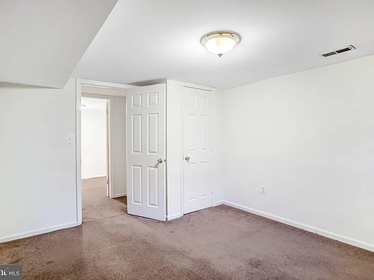 12 Rhode Island Ave NW — Photo 65