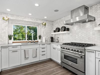 155 Paseo Marguerita, Vista, CA, 92084