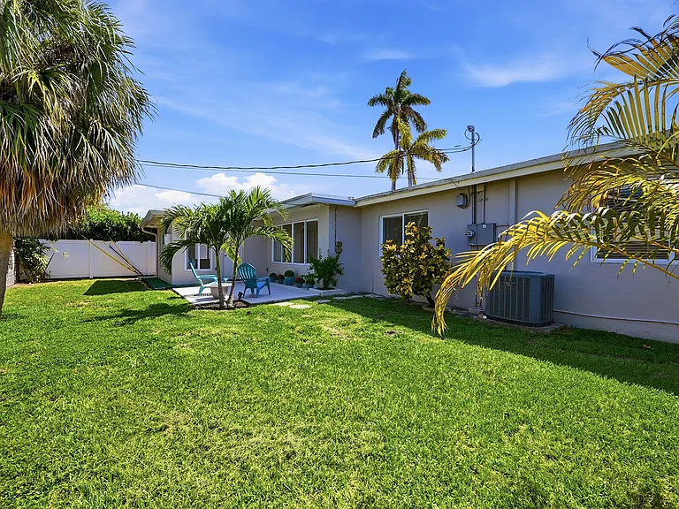 4454 W Tradewinds Ave — Photo 20