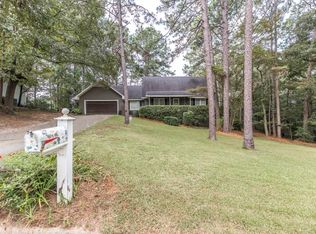 404 Lake Front Dr, Warner Robins, GA 31088