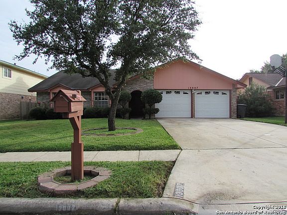 2nd image of 13007 Larkyorke St
