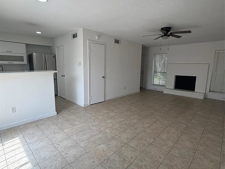 6645 Wanda Ln — Photo 10