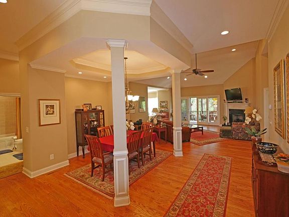 5th image of 1103 Waterbrooke Ln