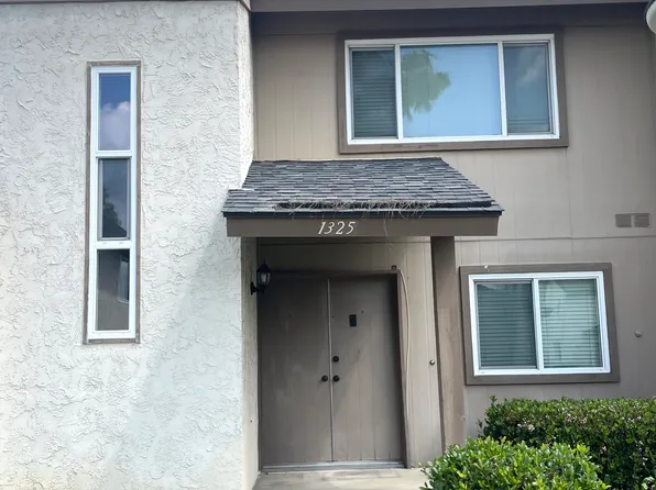 1325 Cheltenham Ln, La Habra, CA 90631