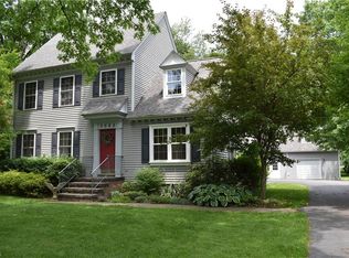 3082 Colony Dr, New Waterford, OH 44445