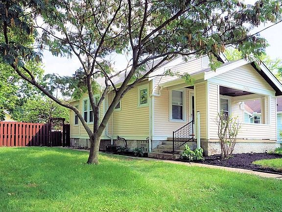 3rd image of 7424 Phoenix Ave