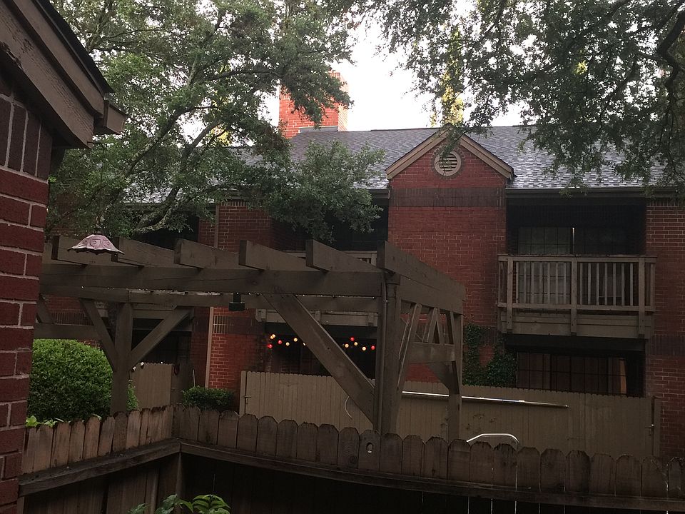 2nd image of 7930 Roanoke Run APT 104