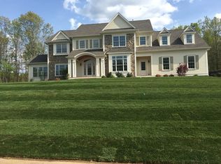 12 Wrights Farm Rd, Norfolk, MA 02056