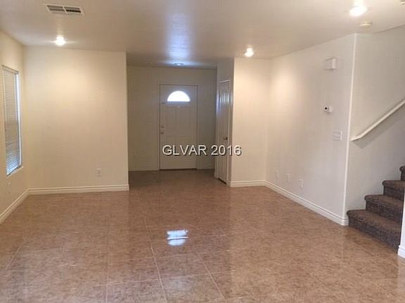 4th image of 557 Brompton St #0