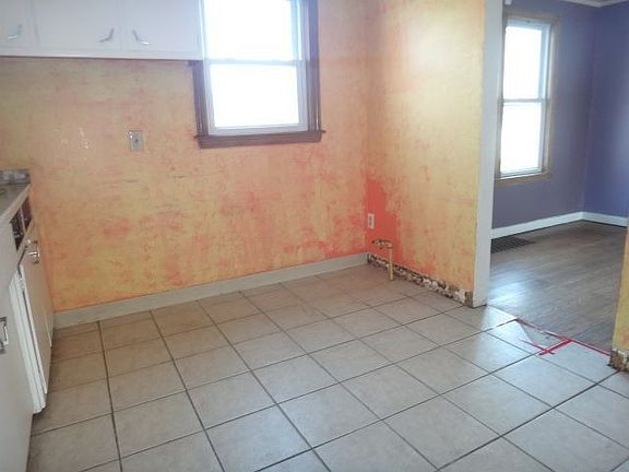 5th image of 3407 S 57th Ave