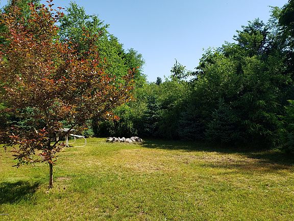 5th image of 10377 Sleeper St