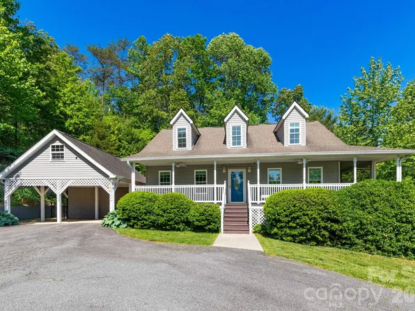 215 Butternut Ln, Leicester, NC 28748