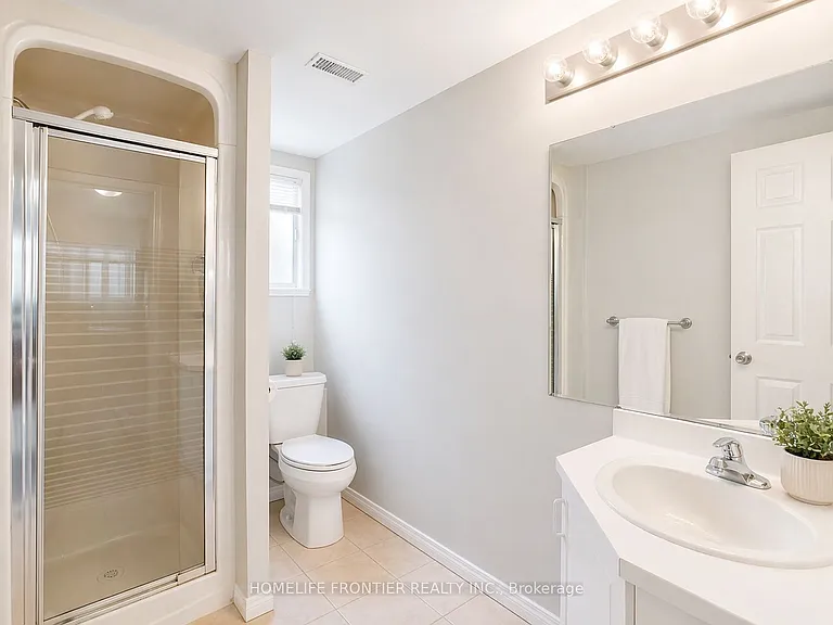 480 Southworth St S #LOWER — Photo 7