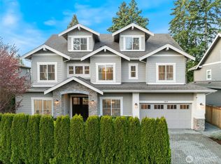 10610 NE 28th Street, Bellevue, WA