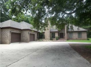 4 Knob Hill Rd, Prattville, AL 36067