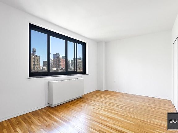 3rd image of 207 E 27th St #D4