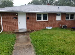 3221 N Rockton Ave, Rockford, IL