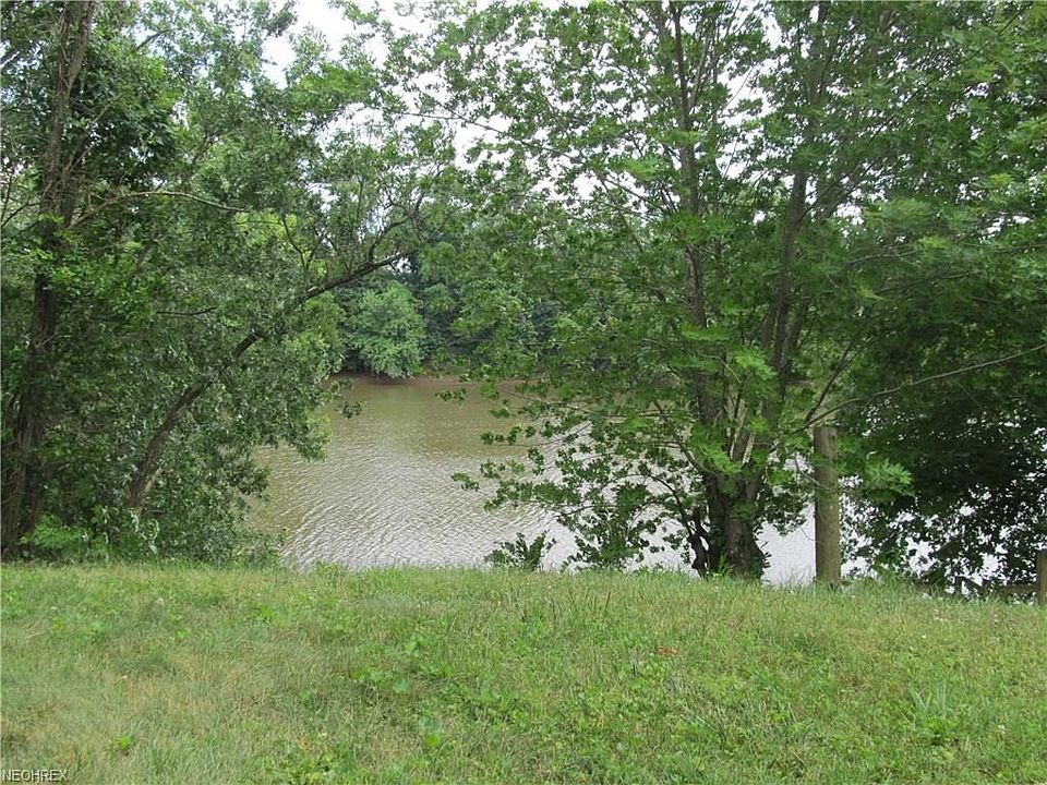 2nd image of Rail Trail Ln