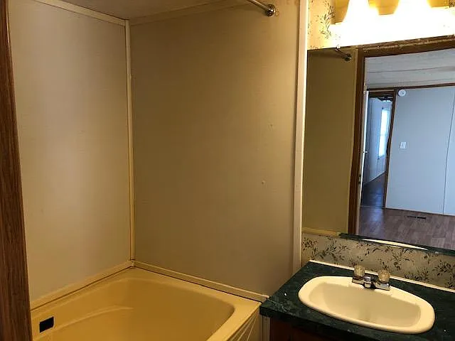 3392 Julia Ct — Photo 8