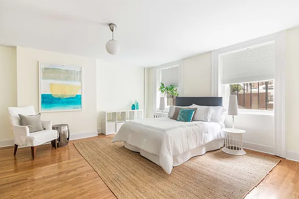 Sold by Compass | media 4