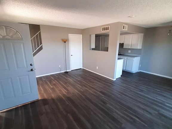 4th image of 6076 W GOLDEN Lane