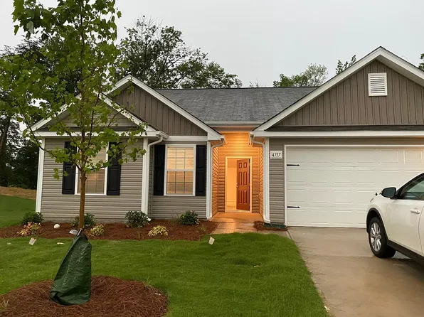 4717 Hazelburn Dr, Greensboro, NC 27405