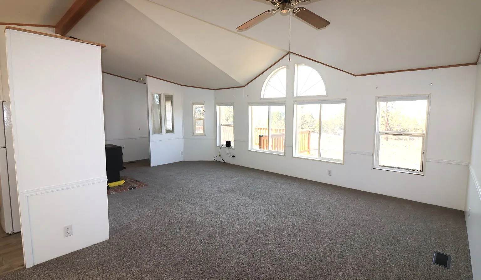 3 bed, 2.0 bath, 1620 sqft, $2,250 — Photo 1