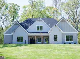 70 Atlantica Dr #25, Newnan, GA 30263