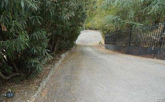 5th image of 5495 La Forest Dr