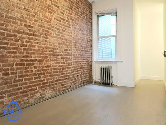 Rented by Blue Egg Realty Corp | media 12